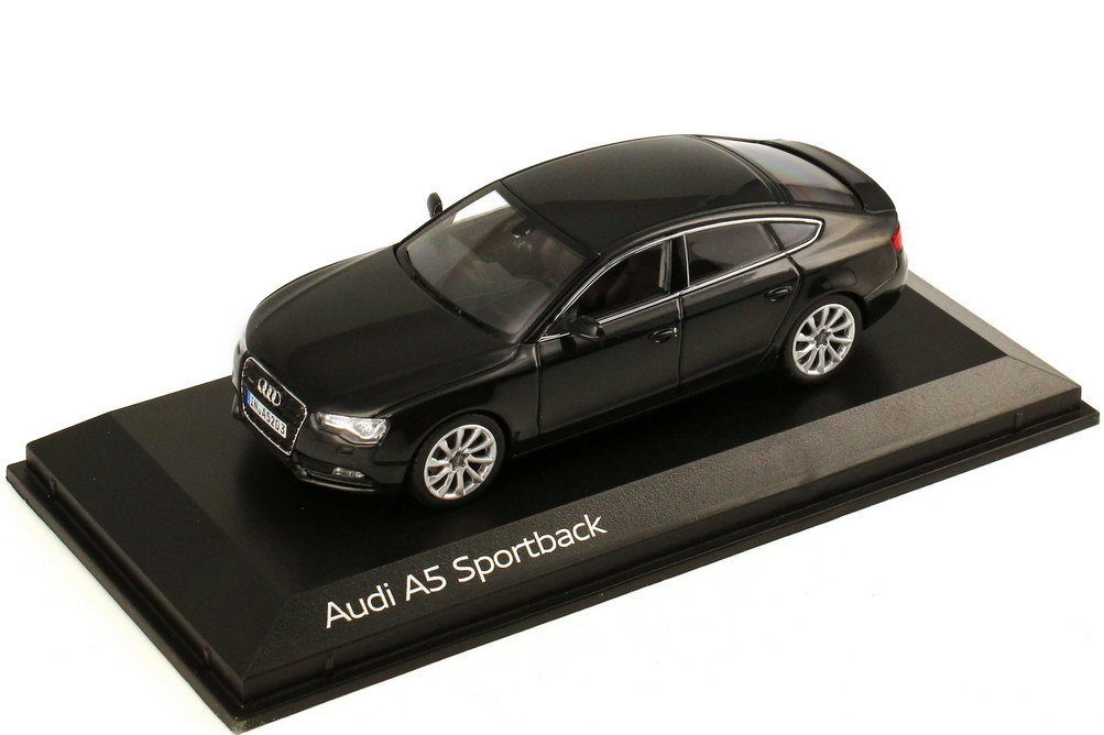1:43 Audi A5 Sportback (2011) phantom-schwarz-met. (Audi) 