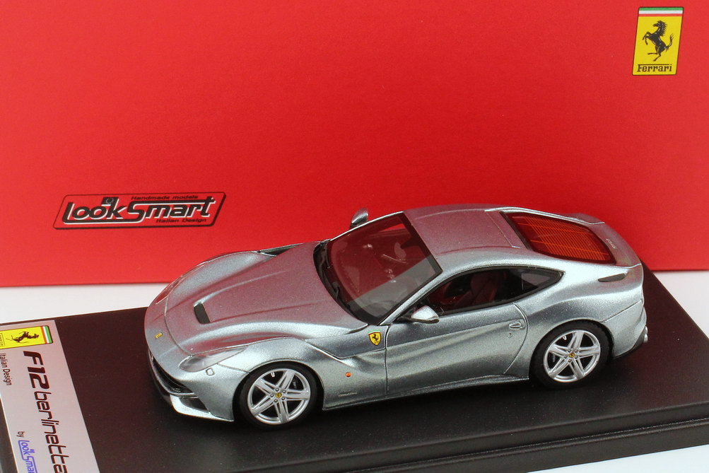 1:43 Ferrari F12berlinetta grigio-titanio-met. 