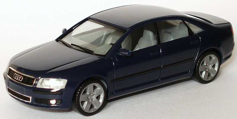 Foto 1:87
 Audi A8 Mod. 2003 dunkelblau - herpa