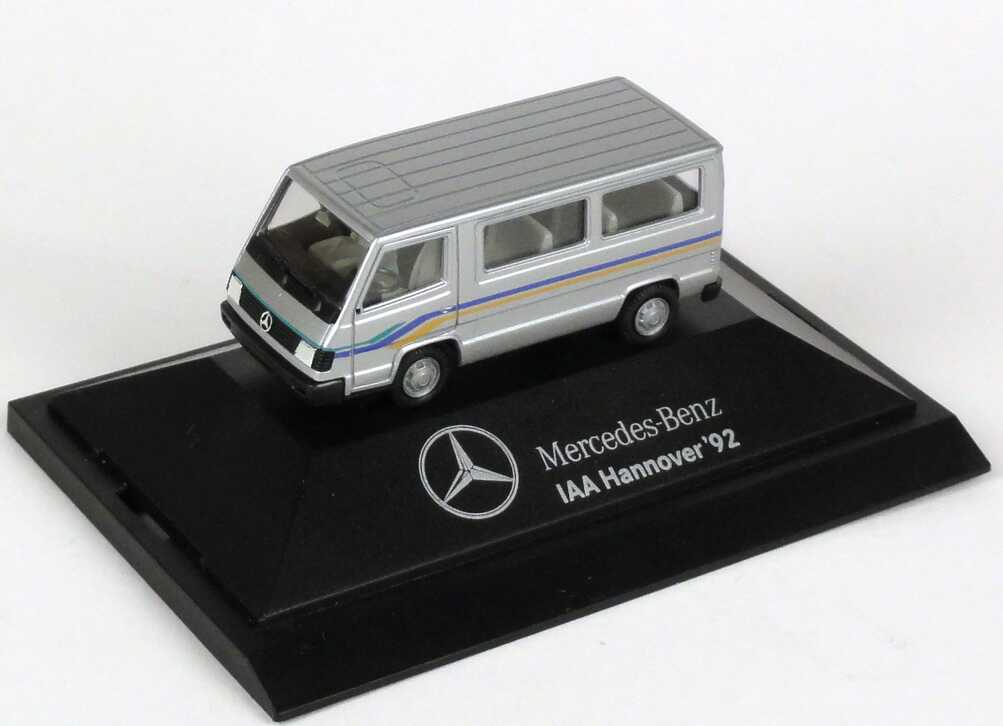 Foto 1:87
 Mercedes-Benz 100D II Bus silbermet. "Nutzfahrz.-IAA Hannover �92" (MB) - herpa