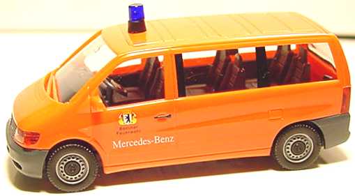Foto 1:87
 Mercedes-Benz Vito Bus Berliner Feuerwehr tagesleuchtrot - herpa