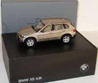 BMW X5 4.8i (E70) siriussilbermet. (BMW)