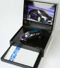  Mercedes-Benz F 100 violett (MB)