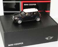 Mini Cooper 2006 astroblack, Dach wei� (Mini)