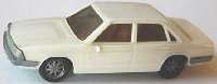 Audi 100 GL 5E wei� (Boden grau, IA beige)