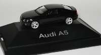 Audi A5 Coup� phantomschwarzmet. (Audi)