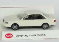 Audi A6 (C4) cremewei� (Audi)
