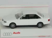 Audi A6 (C4) wei� (Audi)
