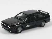 Audi quattro schwarzmet. mit Audi-Ringen