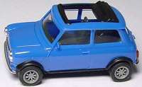 Austin Mini Cooper mit Rolldach (offen) blau