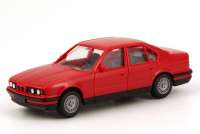 Artikelfoto: 1:87
BMW 520i (E34) dunkel-himbeer-rot 