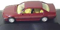 BMW 750i rotmet.