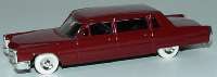 Cadillac Limousine lang de Luxe weinrot
