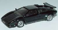 Lamborghini Countach mit Spoiler schwarz