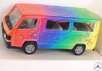 Artikelfoto: 1:87
Mercedes-Benz 100D Bus Der Tropfen/Regenbogen (MB) 