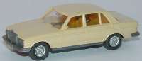 Mercedes-Benz 240D sandbeige