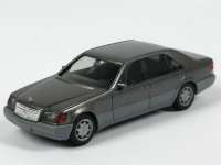 Mercedes-Benz 600SEL graumet.