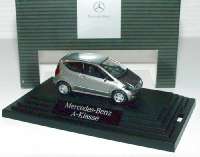 Mercedes-Benz A-Klasse 3t�rig (W169) kometgraumet. (MB)