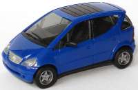 Mercedes-Benz A-Klasse mit Faltdach royalblau