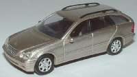 Mercedes-Benz C-Klasse T-Modell travertinbeigemet.