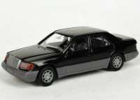 Mercedes-Benz E 320 (W124) schwarz