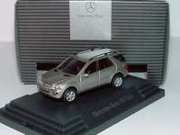 Mercedes-Benz M-Klasse (W164) cubanitsilbermet. (MB)