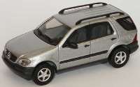 Mercedes-Benz ML 320 silbermet. mit Anh�ngerkupplung
