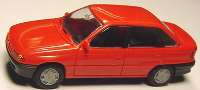 Opel Astra Stufenheck rot