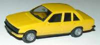 Opel Rekord gelbbeige (neue R�der)