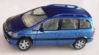 Opel Zafira blaumet.