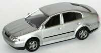 Skoda Oktavia Flie�heck silbermet.