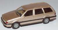 VW Passat Variant goldmet.