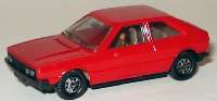 VW Scirocco I GTI rot, Bodenplatte schwarz (mit Insassen)