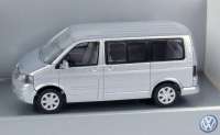 VW T5 Multivan reflexsilbermet. (VW)