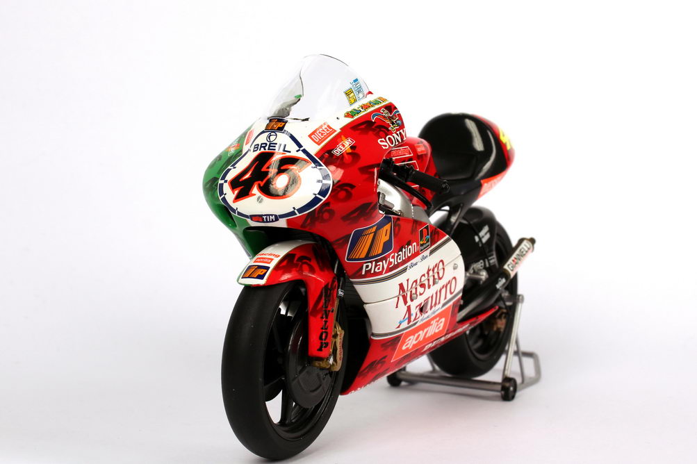 Foto 1:12 Aprilia 250 ccm GP Imola 1999 Nastro Azzurro Nr.46, Valentino Rossi Minichamps 122990096