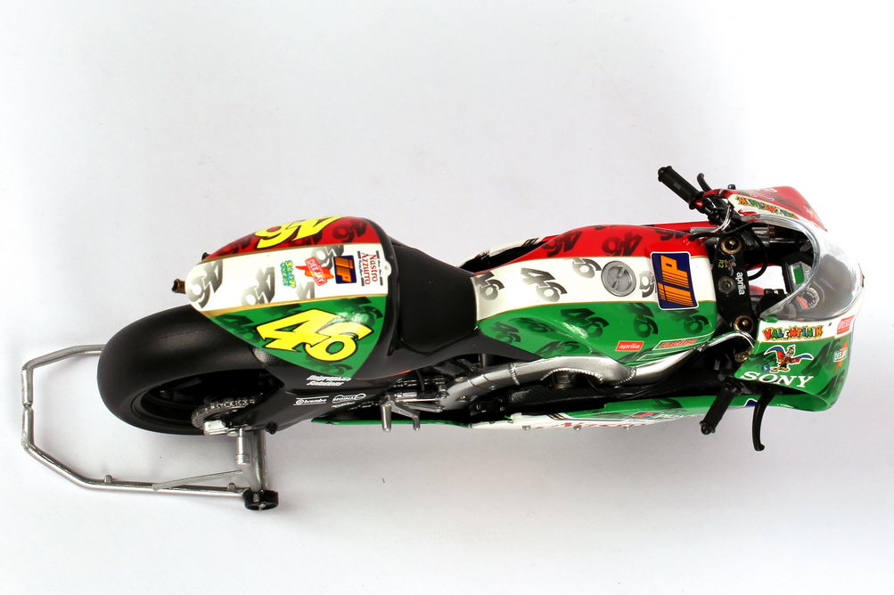 Foto 1:12 Aprilia 250 ccm GP Imola 1999 Nastro Azzurro Nr.46, Valentino Rossi Minichamps 122990096