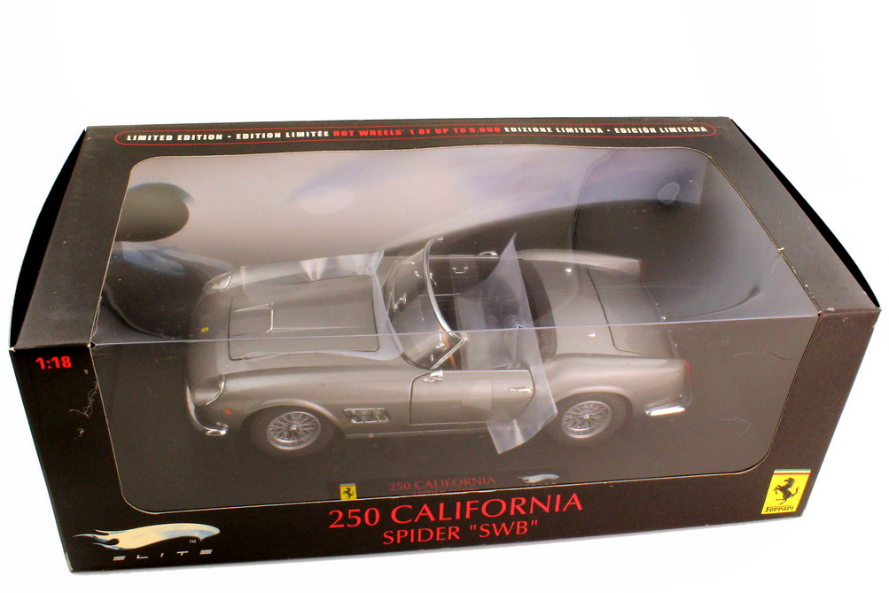 Foto 1:18 Ferrari 250 GT California Spyder SWB grau-met. - Elite P9896