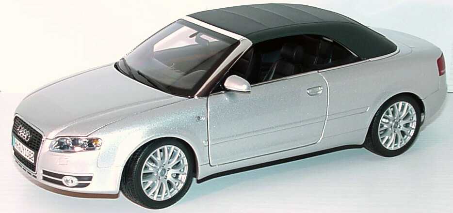 Foto 1:18 Audi A4 Cabrio (B6) Facelift 2005 lichtsilber-met. Werbemodell Norev 5010504315
