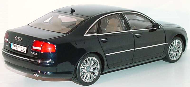 Foto 1:18 Audi A8 4.2 TDI Facelift 2005 nachtblau-met. Werbemodell Kyosho 5010508125
