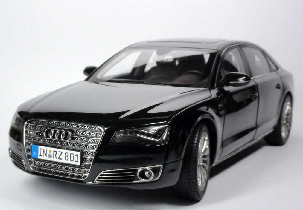 Foto 1:18 Audi A8 L W12 (Typ D4 2010) phantomschwarz-met. Werbemodell Kyosho 5011008125