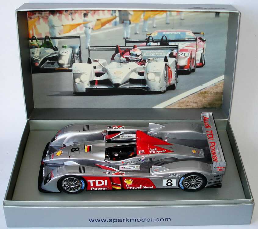 Foto 1:18 Audi R10 TDI 24h von Le Mans 2006 Nr.8 Biela/Pirro/Werner, Siegerfahrzeug Spark S1808