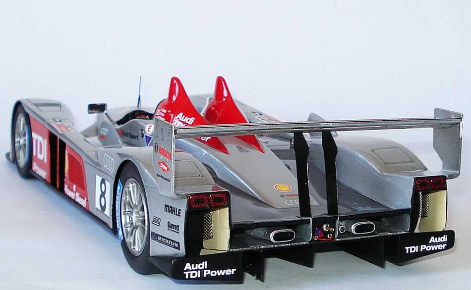 Foto 1:18 Audi R10 TDI 24h von Le Mans 2006 Nr.8 Biela/Pirro/Werner, Siegerfahrzeug Spark S1808