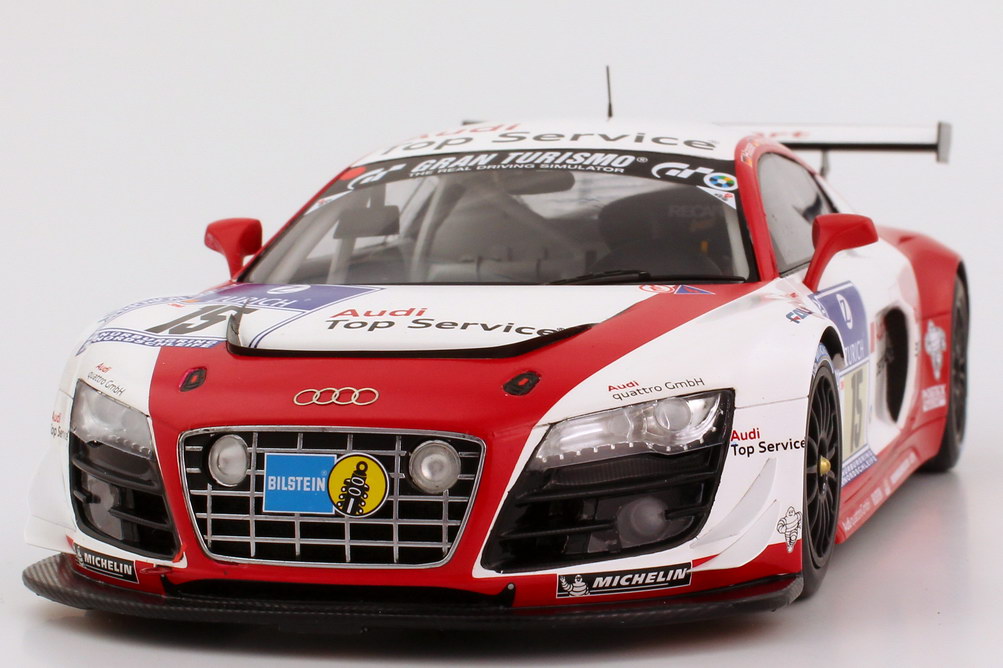 Foto 1:18 Audi R8 LMS 24 Stundenrennen Nürburgring 2011 Phoenix, Audi Sport Nr.15, Stippler / Hennerici / Haase / Winkelhock Werbemodell Spark 5021118425