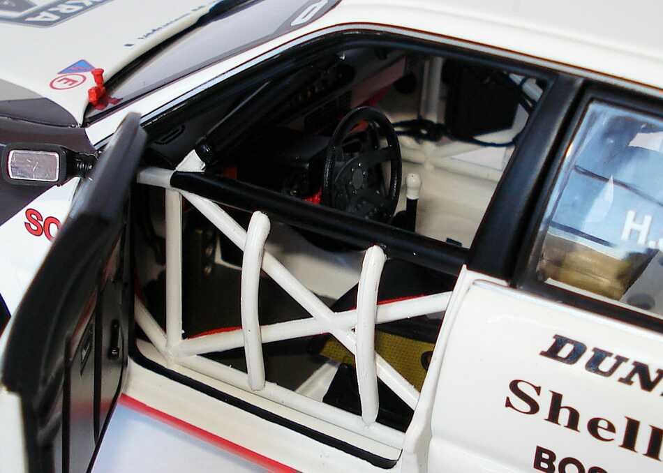 Foto 1:18 Audi V8 DTM 1990 SMS Nr.44, H.J. Stuck Minichamps 100901044