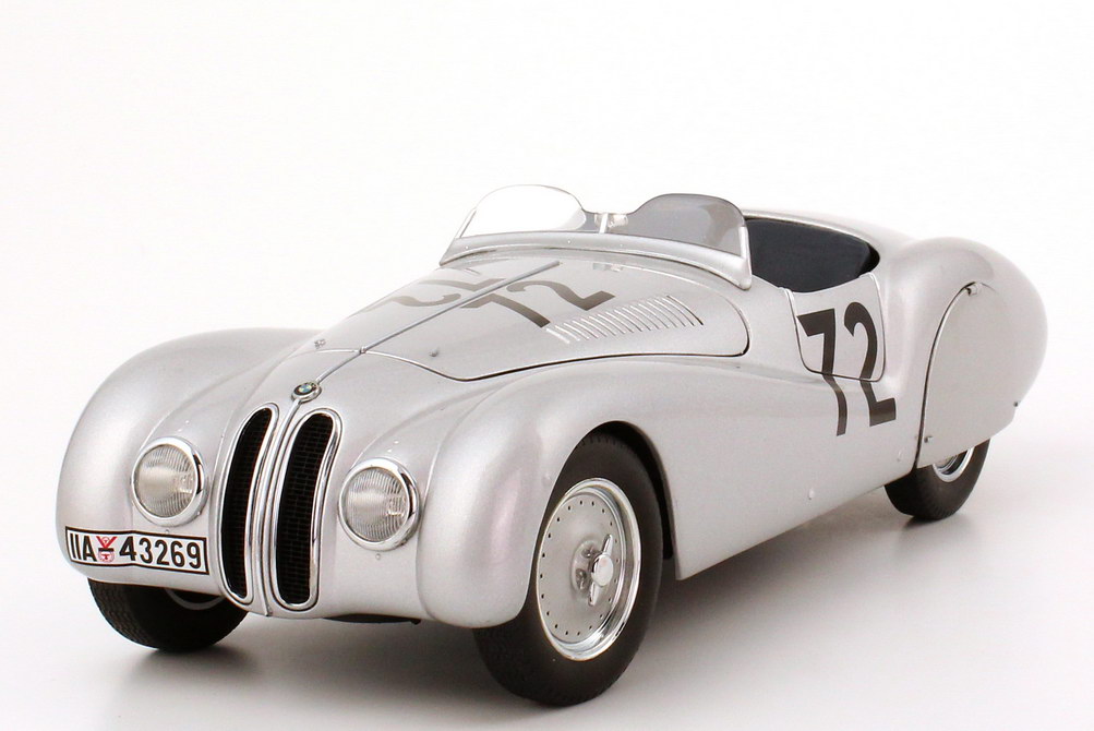 Foto 1:18 BMW 328 Roadster Streamline Mille Miglia 1940 Nr.72, Ulrich Richter / Wilhelm Briem Werbemodell AUTOart 80430300743