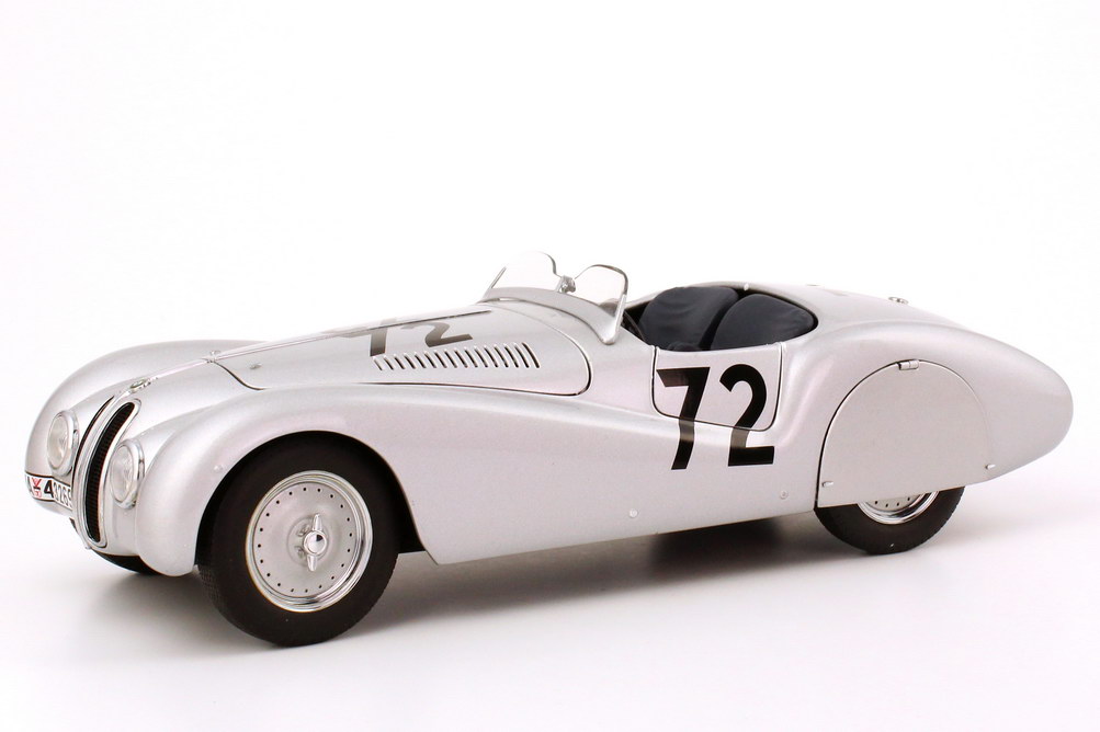 Foto 1:18 BMW 328 Roadster Streamline Mille Miglia 1940 Nr.72, Ulrich Richter / Wilhelm Briem Werbemodell AUTOart 80430300743