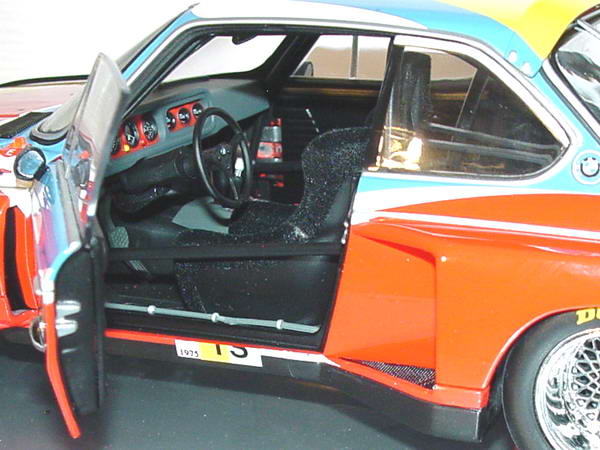 Foto 1:18 BMW 3,5 CSL Art Car 1975 Alexander Calder, Nr.93, 24 Stunden von LeMans 1975 Werbemodell Minichamps 80430150918