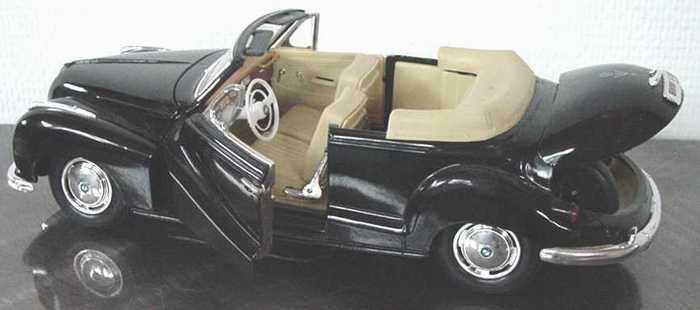 Foto 1:18 BMW 502 Cabrio schwarz Maisto