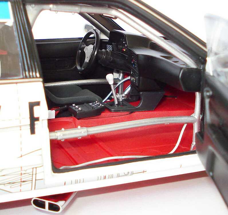 Foto 1:18 BMW 635 CSi (E24) Gruppe A 24 Stunden Spa 1986 Schnitzer, Genuine BMW Parts Nr.11, Quester / Tassin / Heger, Siegerfahrzeug Werbemodell AUTOart 80430145826