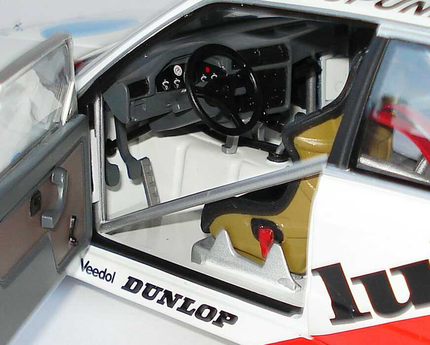 Foto 1:18 BMW M3 (E30) DTM 1987 Isert, Lui, Blaupunkt Nr.24, Olaf Manthey Minichamps 180872024